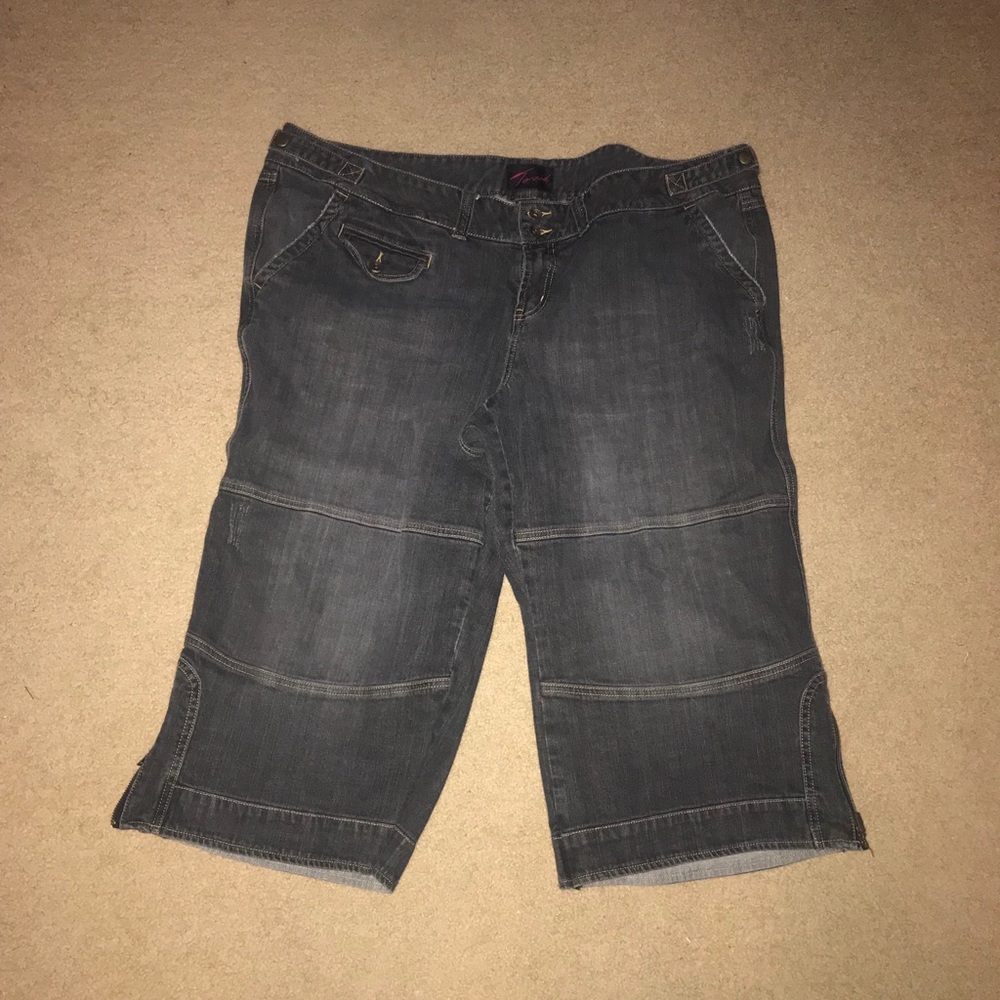 Torrid jean capris